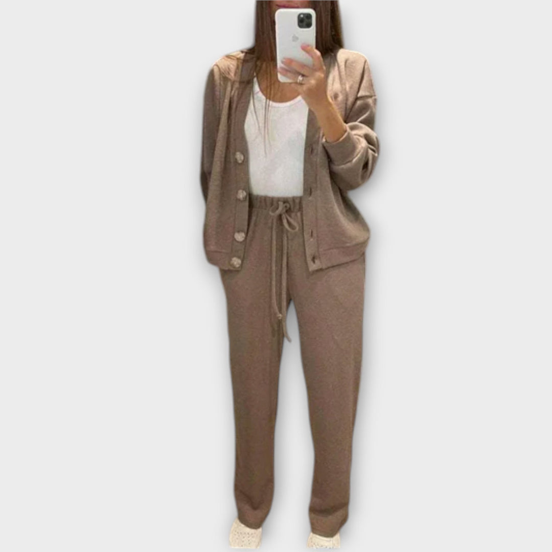 Chantal – Cardigan- und Hosen-Set