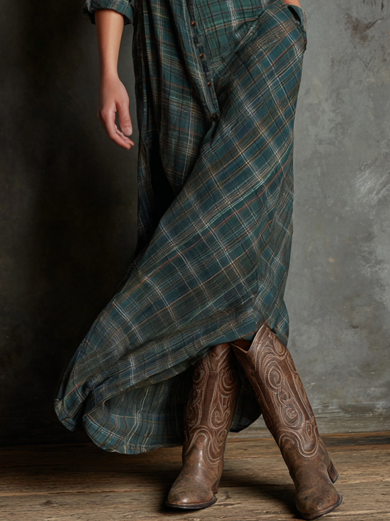 Maxi gestreiftes Kleid mit Kragen