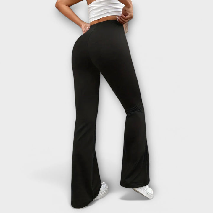 Serena - Lockere Hose mit ausgestellten Beinen